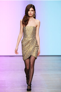 Yasya Minochkina Fall 2019 Ready-to-Wear / Yasya Minochkina осень-зима 2019 / Неделя моды: Москва